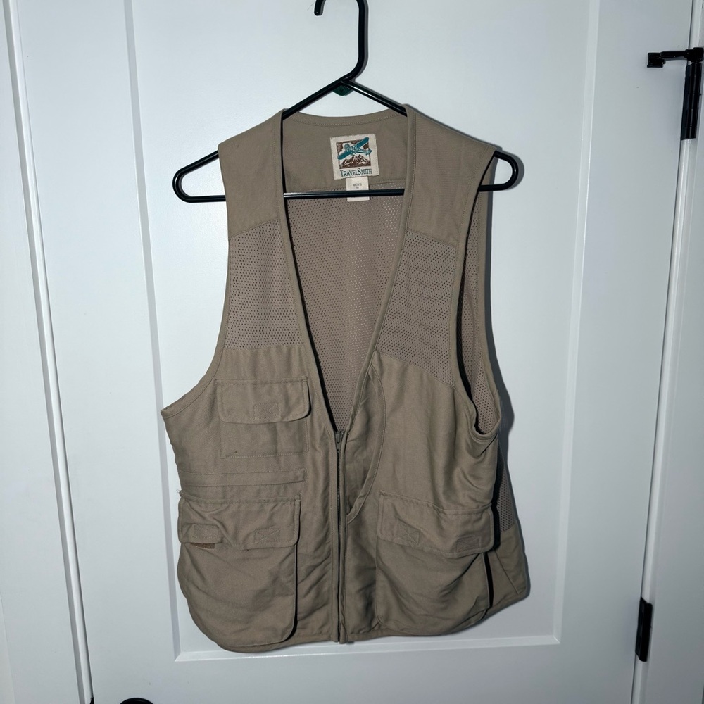 Vintage TravelSmith Fishing Utility Vest. Outdoor, Hiking lightweight. Size M
